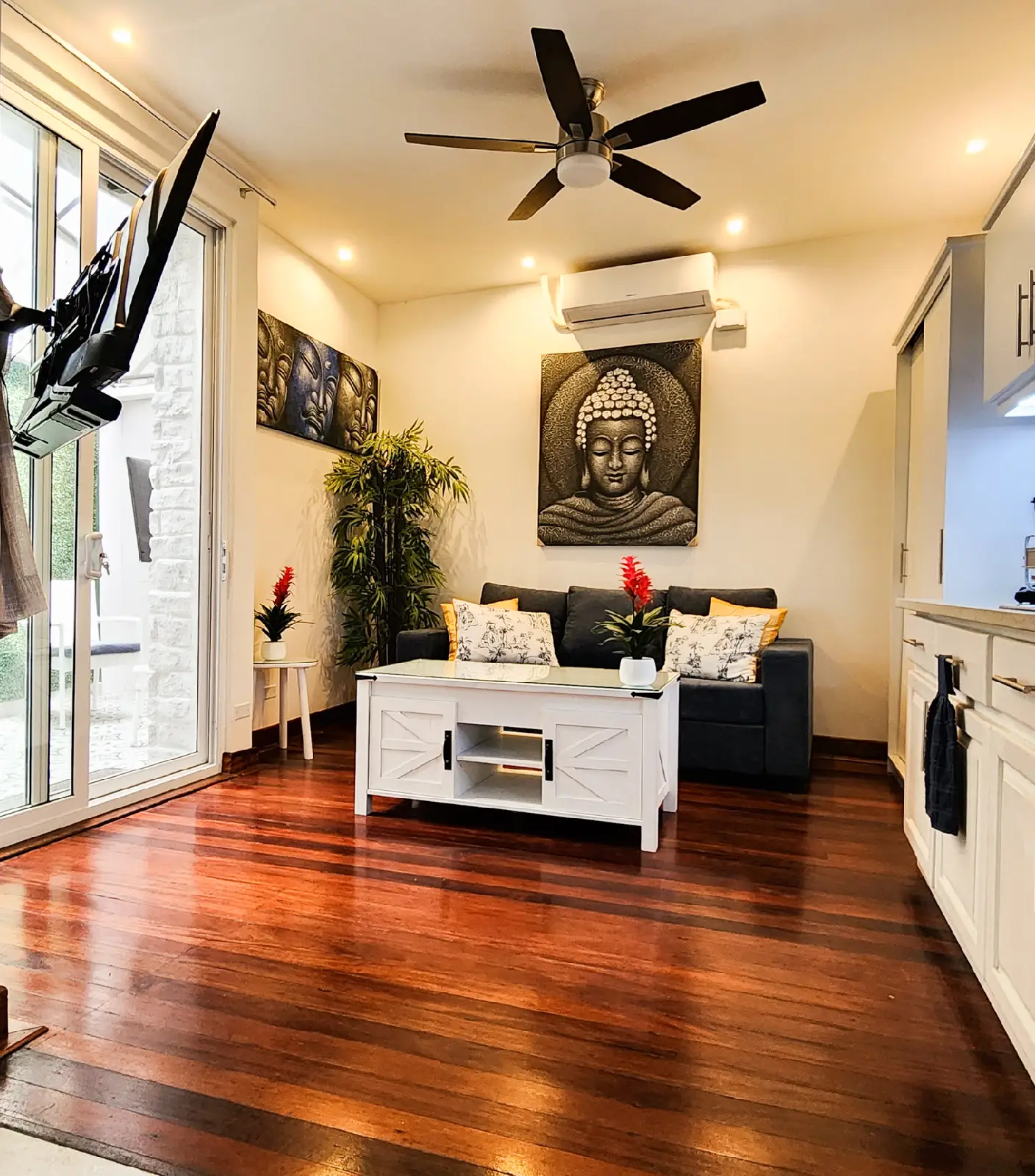 Private Apartment